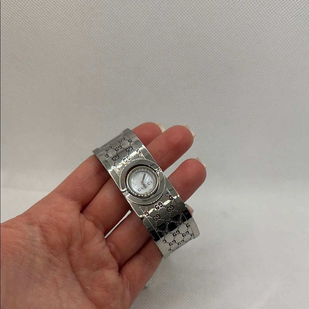 Gucci Silver Bracelet Watch